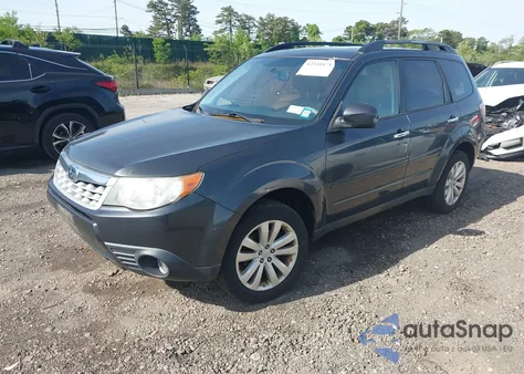 2012 Subaru Forester 2.5X Limited z USA, uszkodzony, nr VIN JF2SHAEC0CH434209
